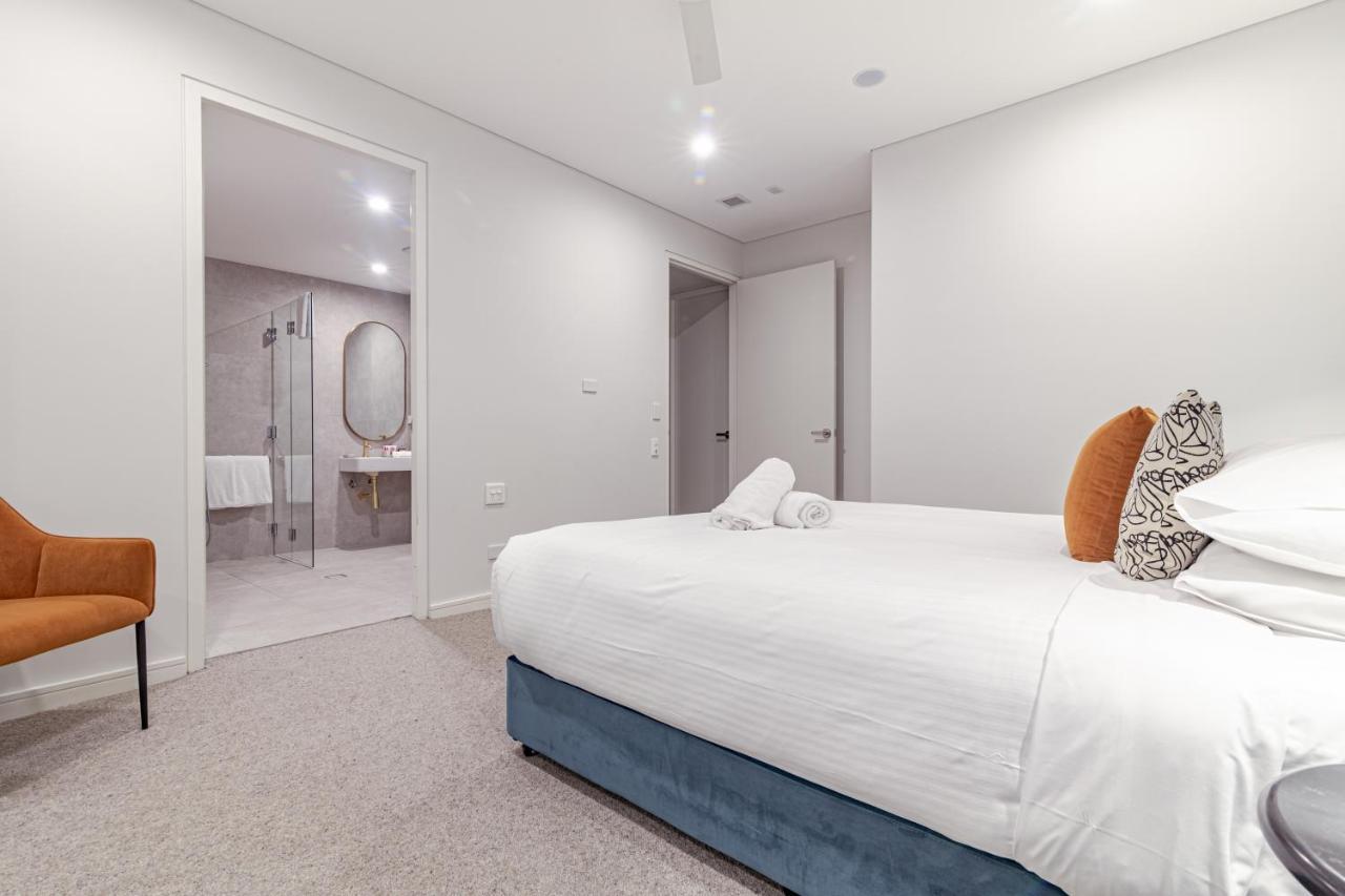 Astina Suites, Penrith Exterior photo